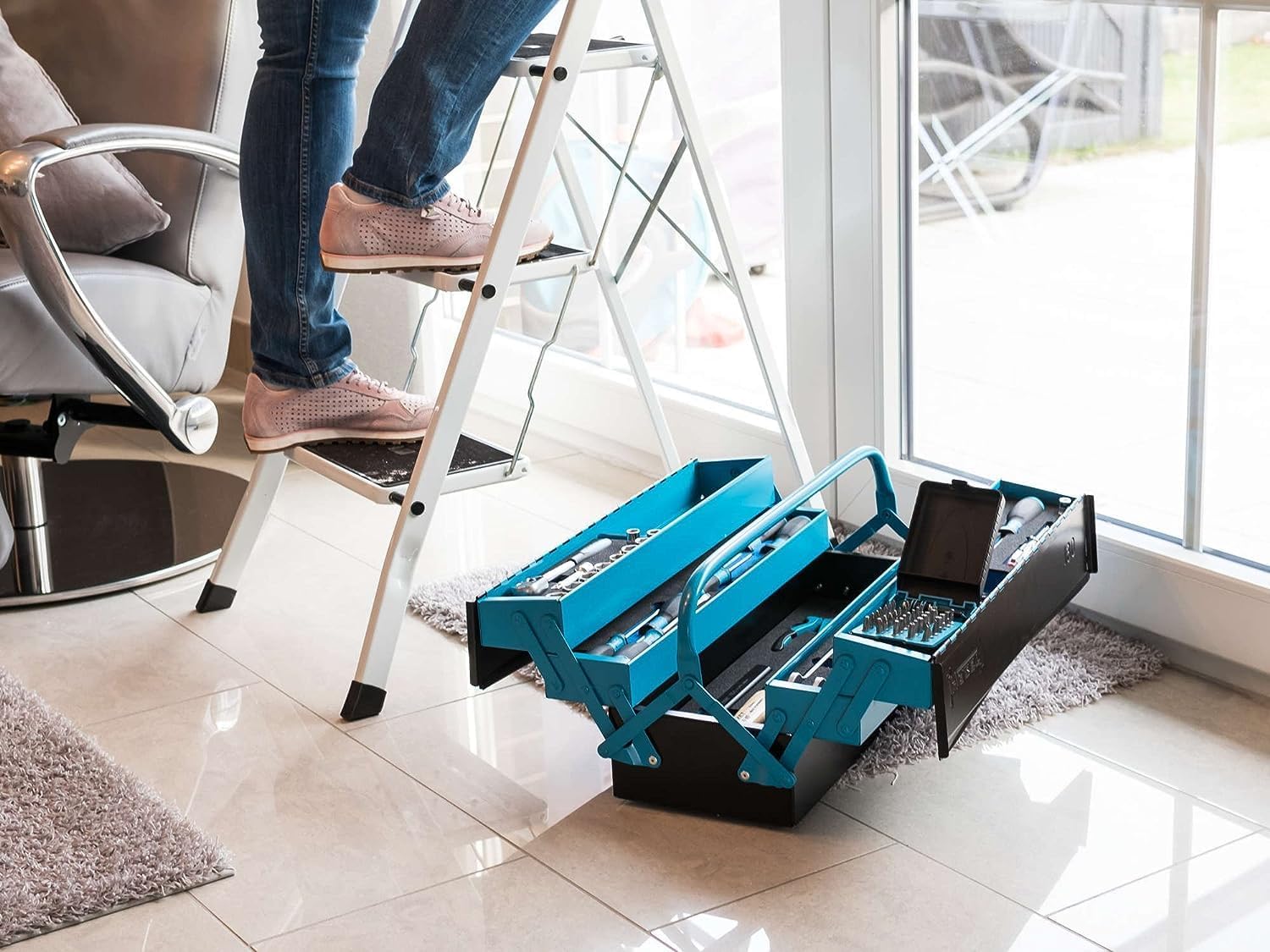  HAZET Valise à Outils Métallique 190/79 I 79 Pièces, Remplie Avec Marteau, Cliquet Réversible, Pince Et Cadenas I Valise De Montage Mobile Avec Assortiment Professionnel'.