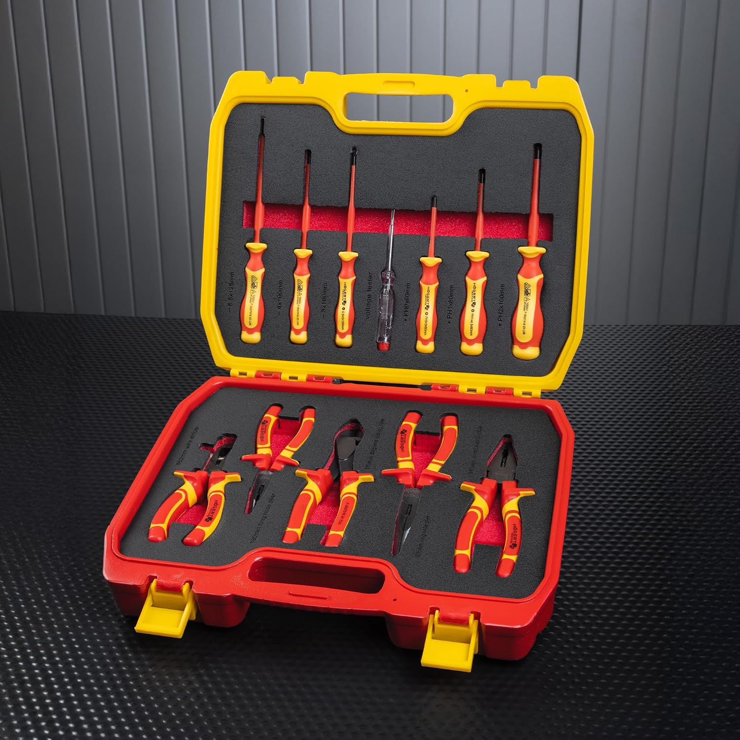  HÖGERT TECHNIK Lot De 12 Outils électriciens Isolés 1000 V Tournevis Manuel, Tournevis Plat Et Cruciforme, Pinces, Test De Tension, Coffret En Plastique